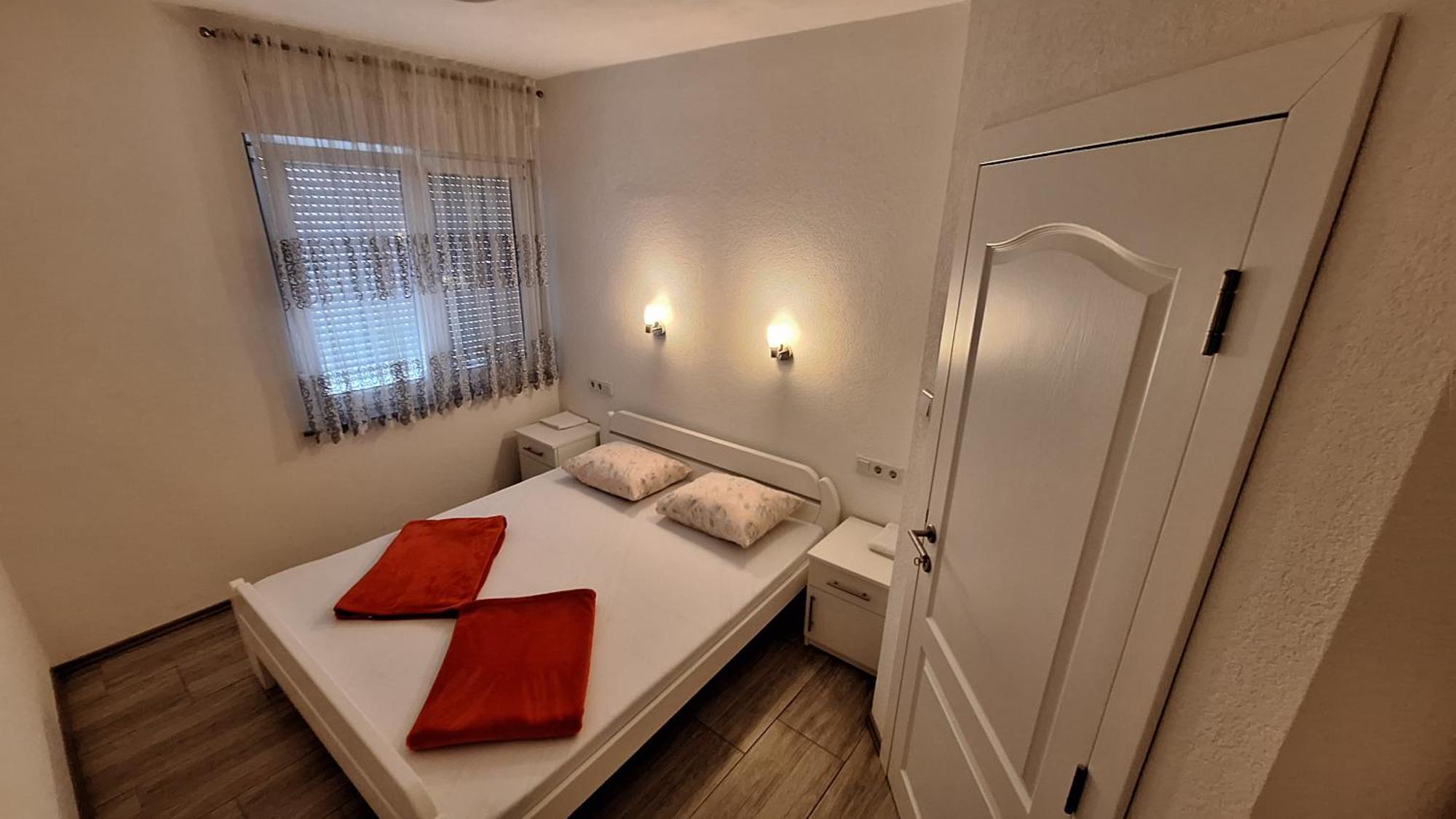 Kaca Apartmani 1 Баня Лука Екстериор снимка