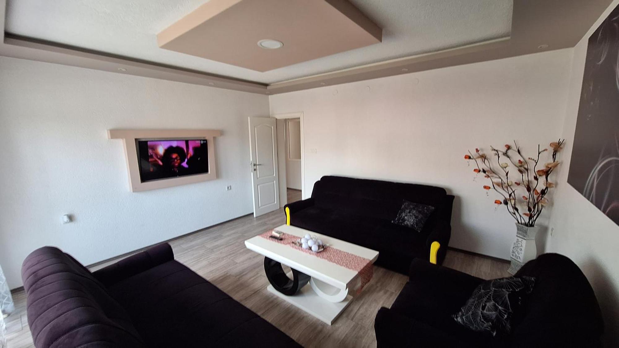 Kaca Apartmani 1 Баня Лука Екстериор снимка