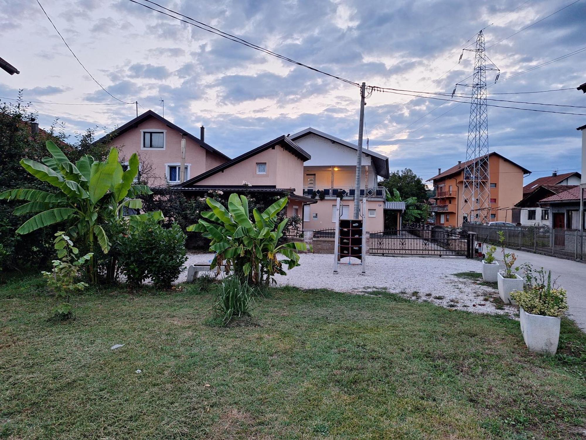 Kaca Apartmani 1 Баня Лука Екстериор снимка
