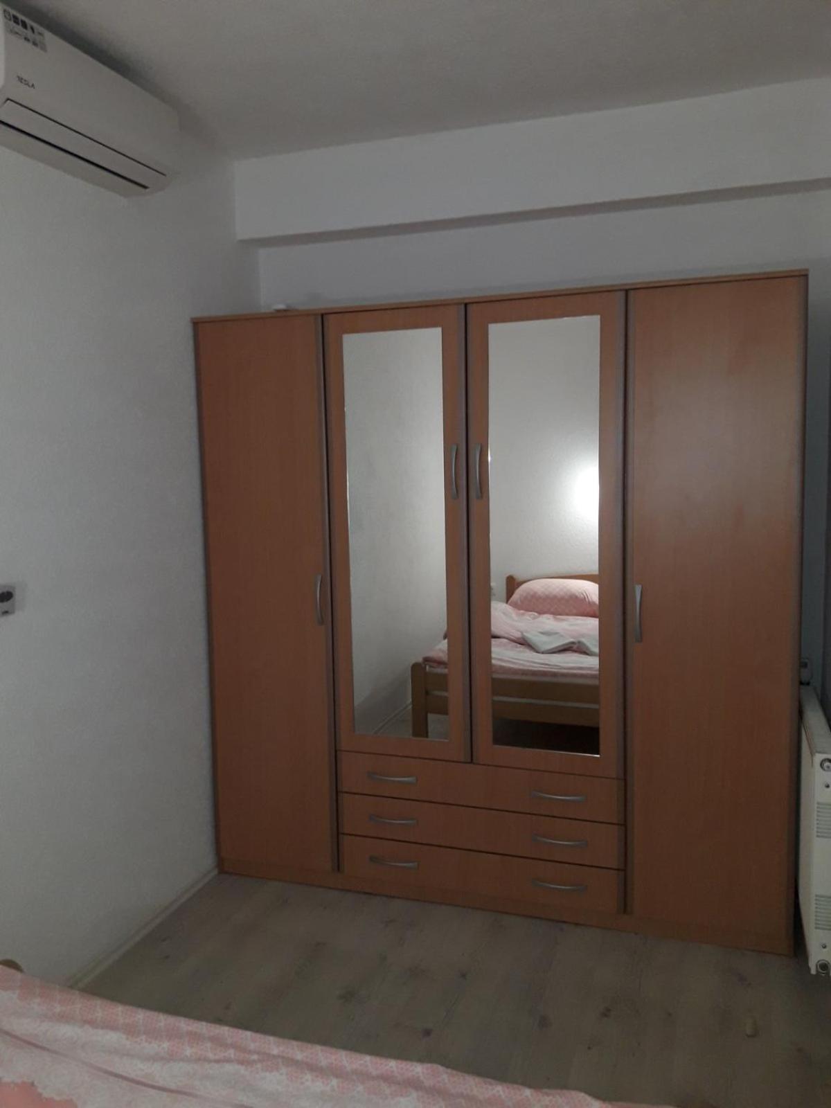 Kaca Apartmani 1 Баня Лука Екстериор снимка