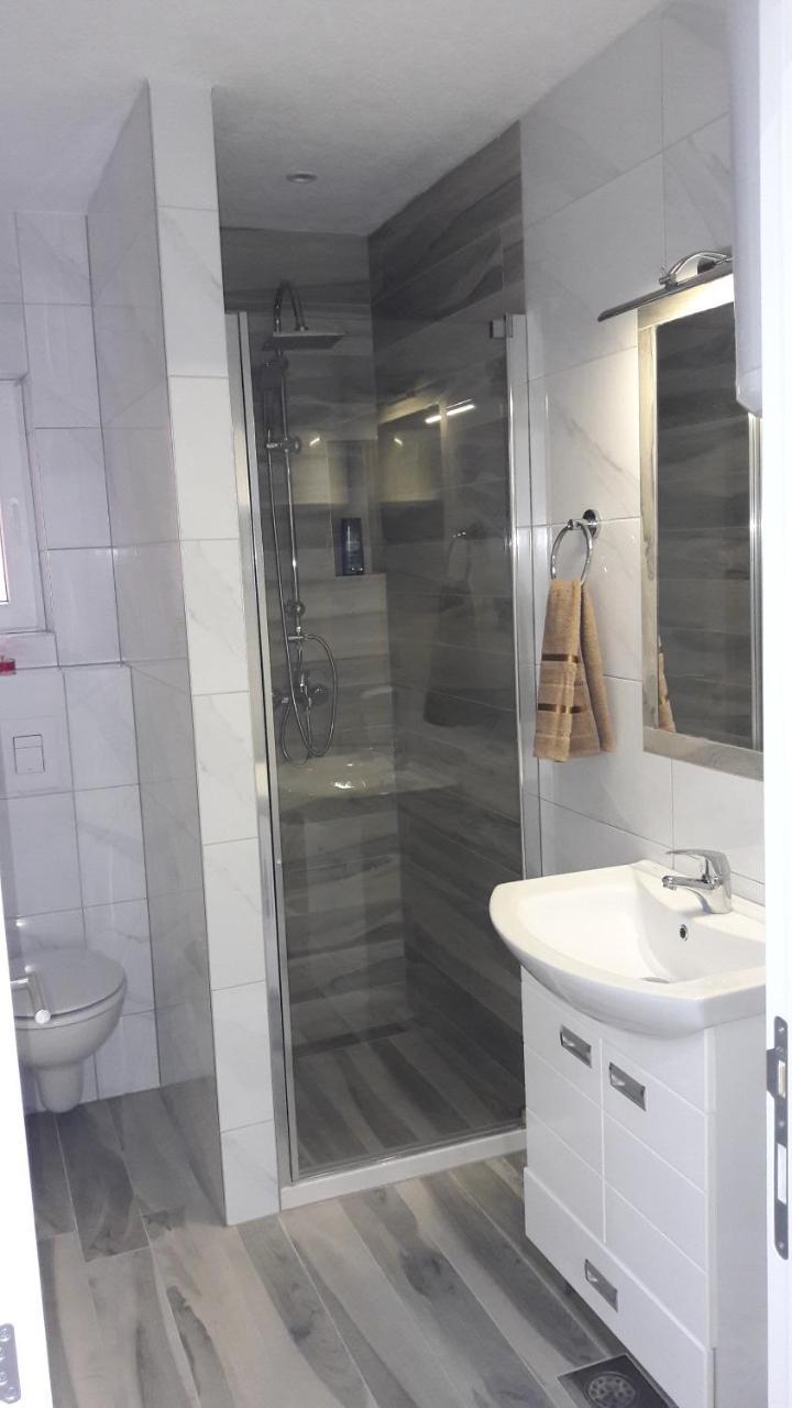 Kaca Apartmani 1 Баня Лука Екстериор снимка