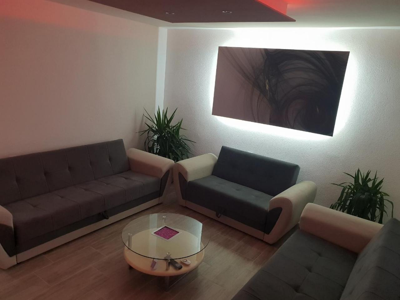 Kaca Apartmani 1 Баня Лука Екстериор снимка