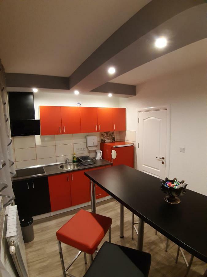 Kaca Apartmani 1 Баня Лука Екстериор снимка