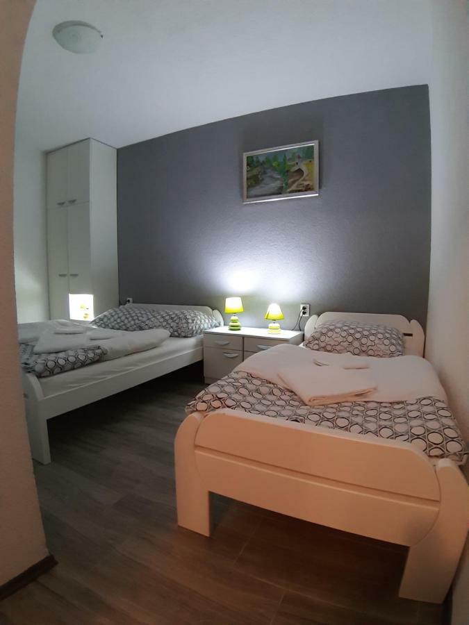 Kaca Apartmani 1 Баня Лука Екстериор снимка