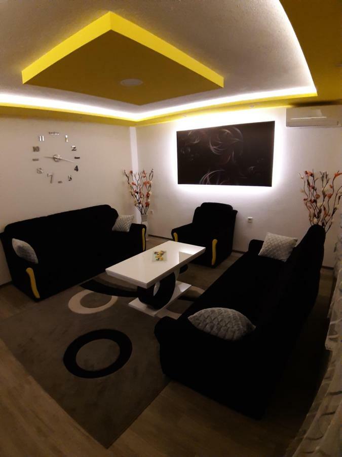 Kaca Apartmani 1 Баня Лука Екстериор снимка