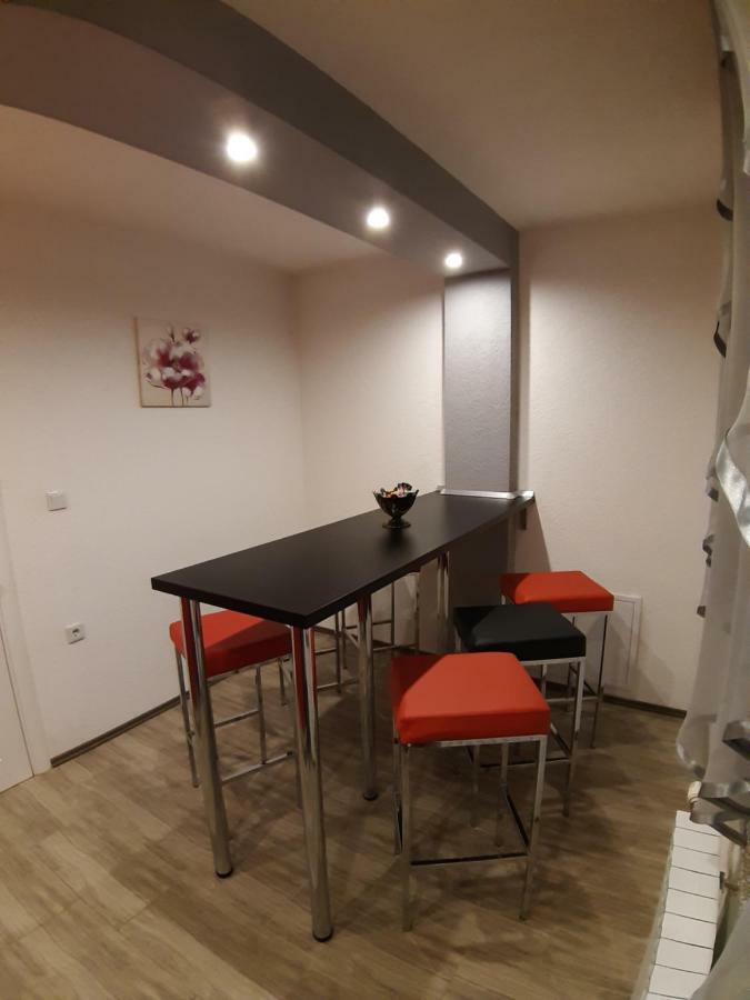 Kaca Apartmani 1 Баня Лука Екстериор снимка