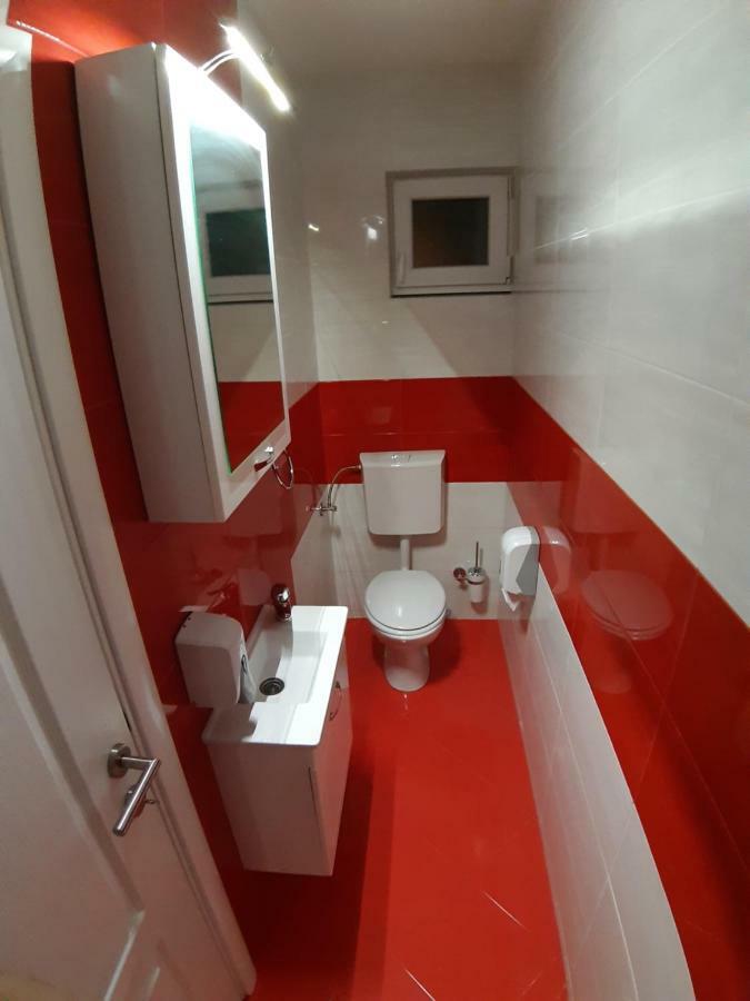 Kaca Apartmani 1 Баня Лука Екстериор снимка