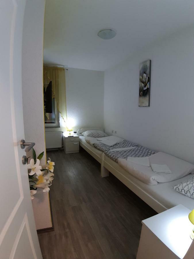 Kaca Apartmani 1 Баня Лука Екстериор снимка